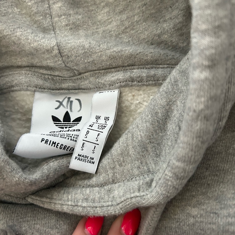 Adidas sweatshirt - Picture 4 of 4